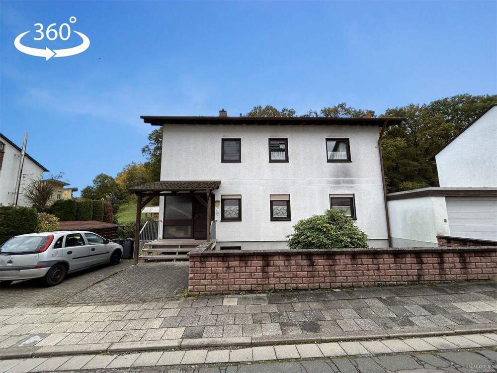 Thumbnail-Großzügiges Zweifamilienhaus als Fertighaus mit Eigentumsgrundstück Wiesenthalerhof - OG vermietet