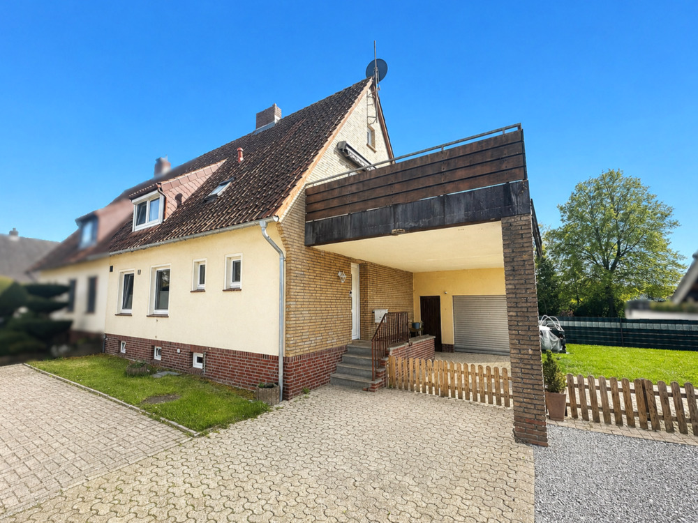 Thumbnail-Charmante Doppelhaushälfte mit Dachterrasse und Garage in Brake - Wohnen in Wesernähe