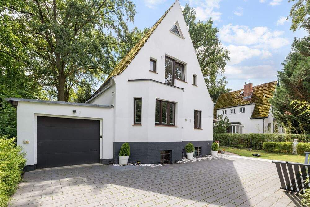 Thumbnail-Stilvoll kernsaniertes Einfamilienhaus mit Wohlfühlgarten in Schöneiche bei Berlin