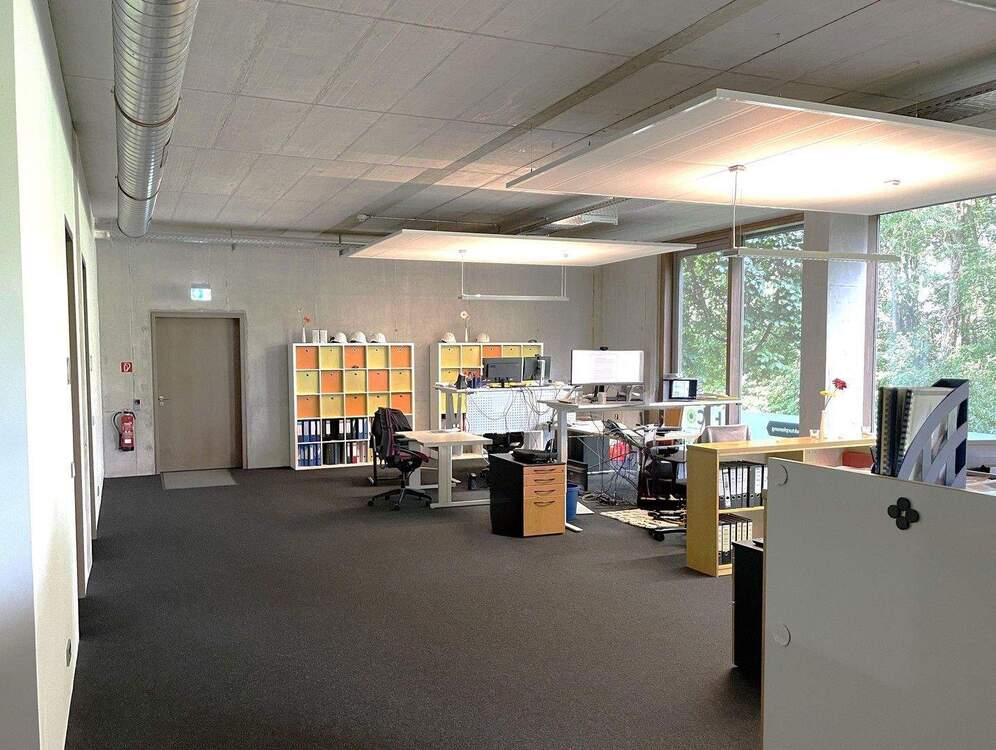 Thumbnail-Attraktive Bürofläche zu vermieten 210m² im Erdgeschoss