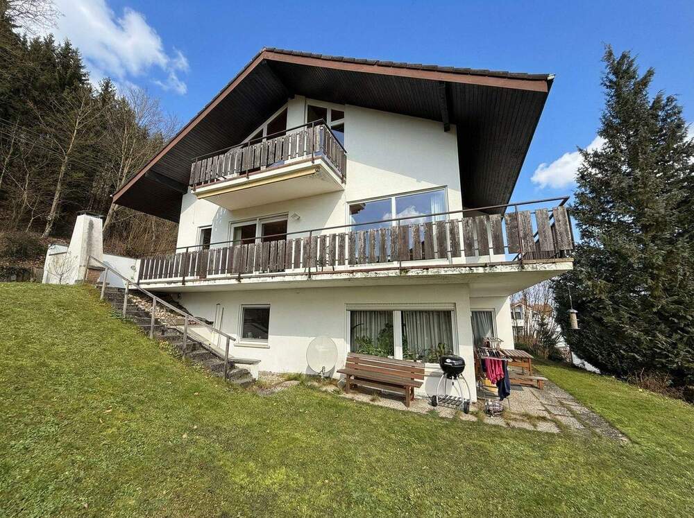 Thumbnail-Großzügiges Traumhaus wartet auf exklusive Renovierung mit unvergleichlicher Aussicht und idealer Anbindung