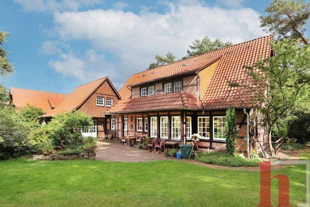 Thumbnail-Reizvolles Anwesen in Fachwerkoptik in einer einmaligen Lage von Lohne-Kroge