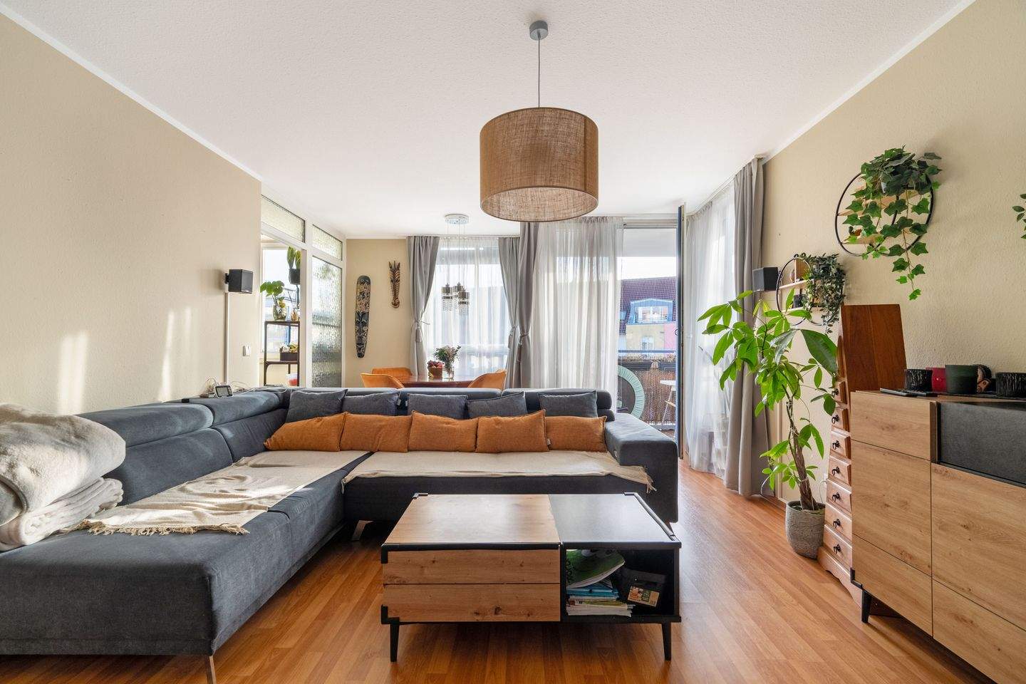 Thumbnail-Wohnen am Wasser - Lichtdurchflutete 2-Zimmer-Wohnung mit Balkon und Aufzug