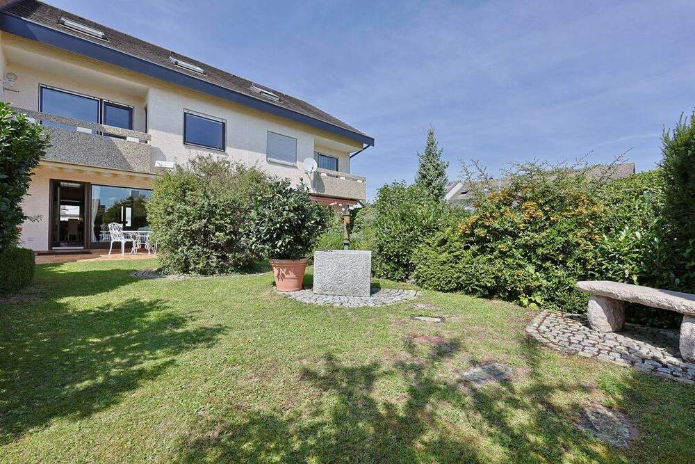 Thumbnail-Großzügiges Reihenhaus inklusive Garage in beliebter Lage von Neu-UlmPfuhl