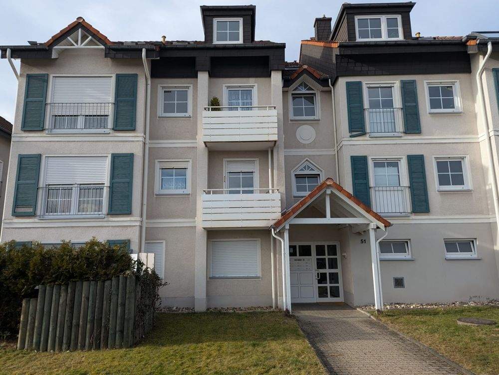 Thumbnail-Gepflegte Zwei-Zimmer-Wohnung - Loggia - Keller -