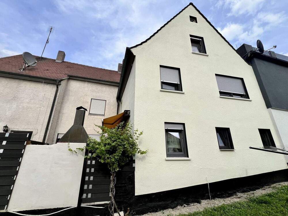 Thumbnail-Kleines Einfamilienhaus - kernsaniert & top ausgestattet!