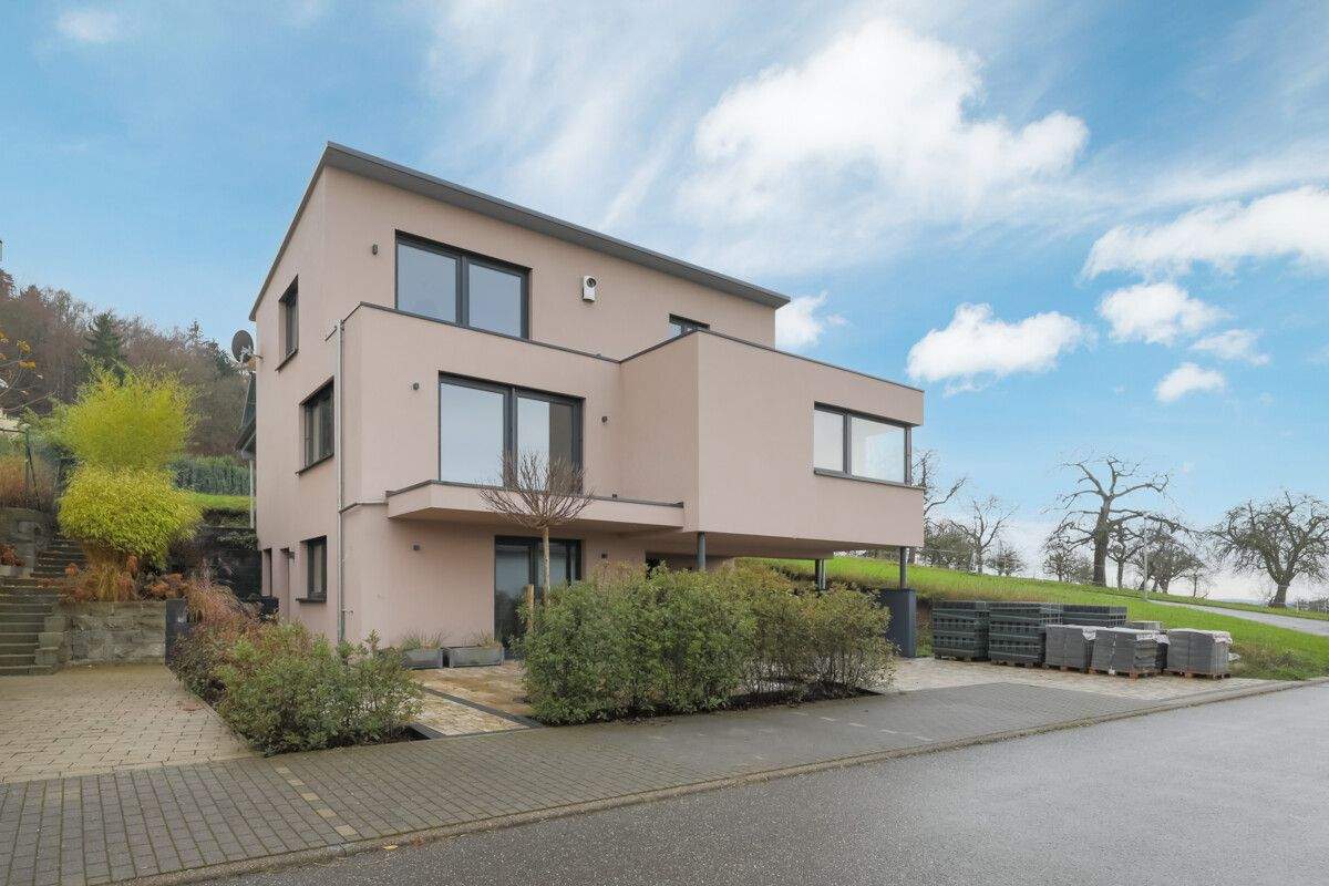 Thumbnail-Seltene Gelegenheit! - Modernes Traumhaus von 2020 mit Weinbergblick.