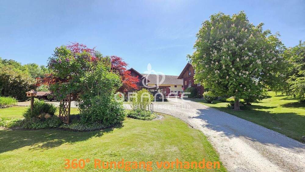 Thumbnail-*Einzigartiger Vierseithof inkl. ELW, Werkstatt, 30kW PV, ruhige Lage u.v.m.! VIELE MÖGLICHKEITEN!*