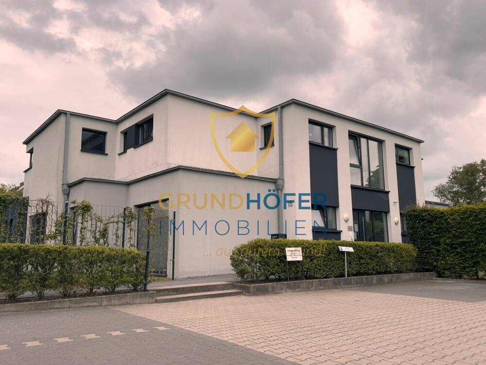 Thumbnail-Hochwertiges Mehrfamilienhaus mit etablierter Zahnarztpraxis im Zentrum von Jever