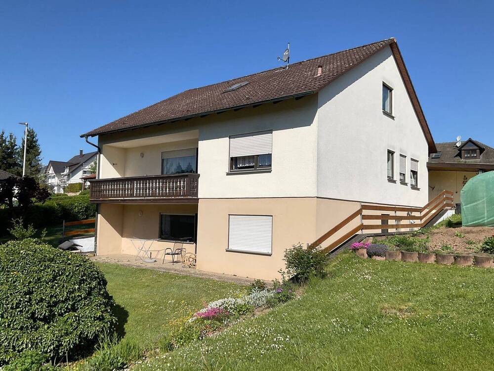 Thumbnail-Solides Wohnhaus mit großzügigem Grundstück in Burgpreppach OT Ibind