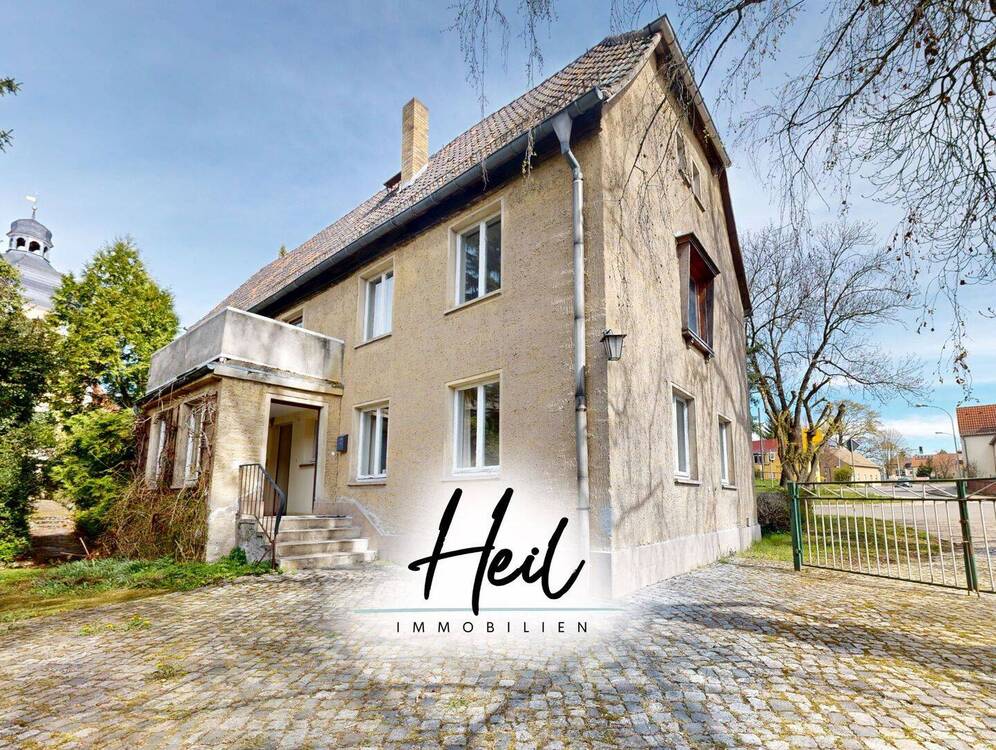Thumbnail-Historisches Pfarrhaus mit 2.900 m² Grundstück, Balkon und Kamin-Freisitz