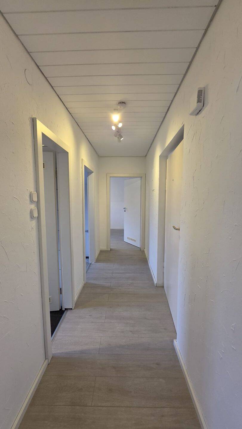 Thumbnail-Helle, modernisierte 45-m²-Wohnung mit Einbauküche in Fürth – sofort bezugsfrei