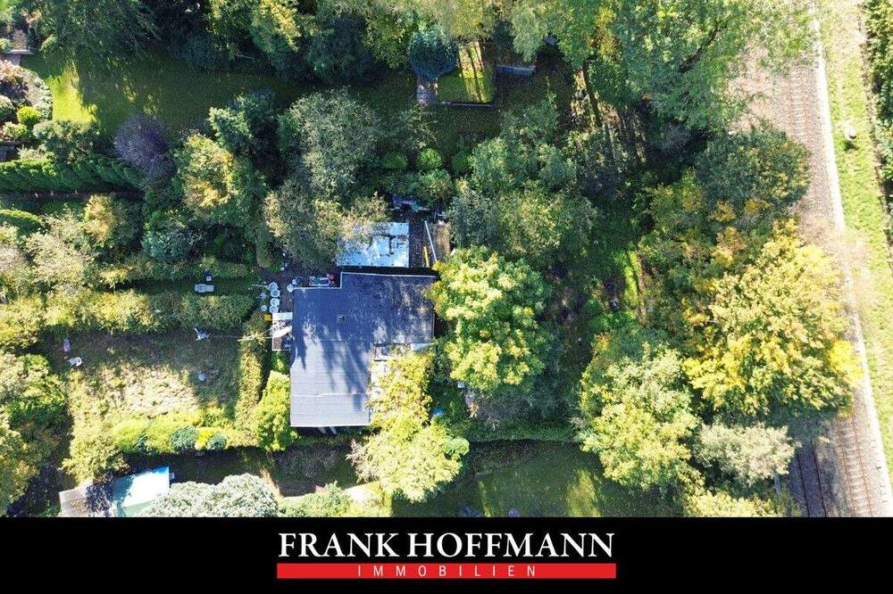 Thumbnail-Ihr neues Doppelhaus auf einem Pfeifelstilgrundstück in Hamburg-Schnelsen