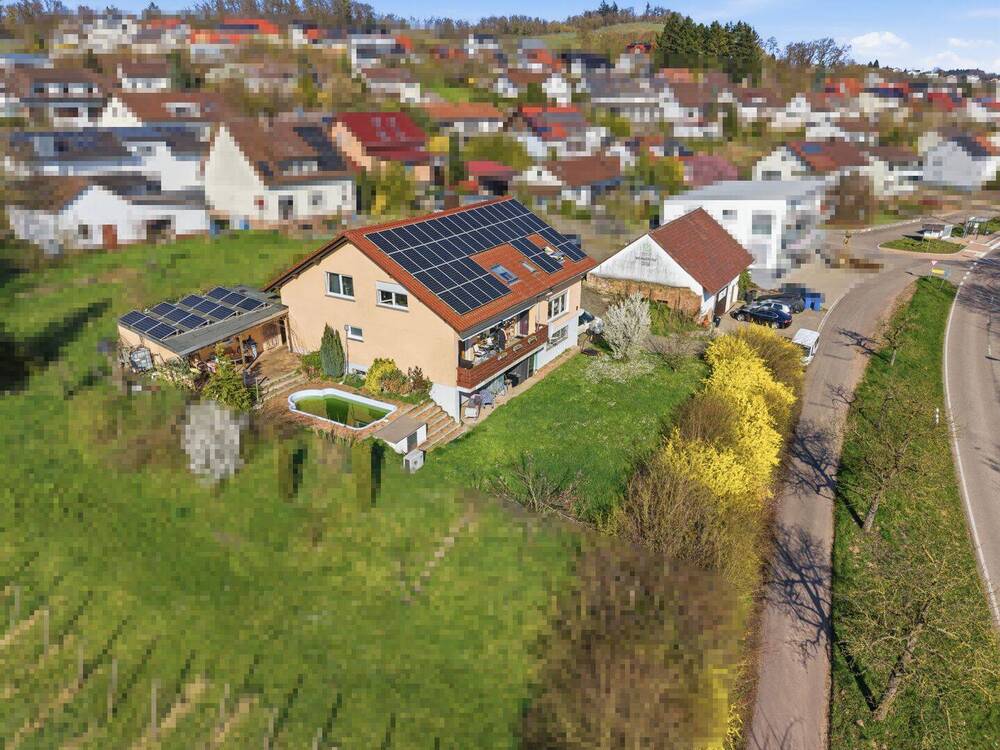 Thumbnail-Zweifamilienhaus auf großem Grundstück - Optimal für die große Familie !!