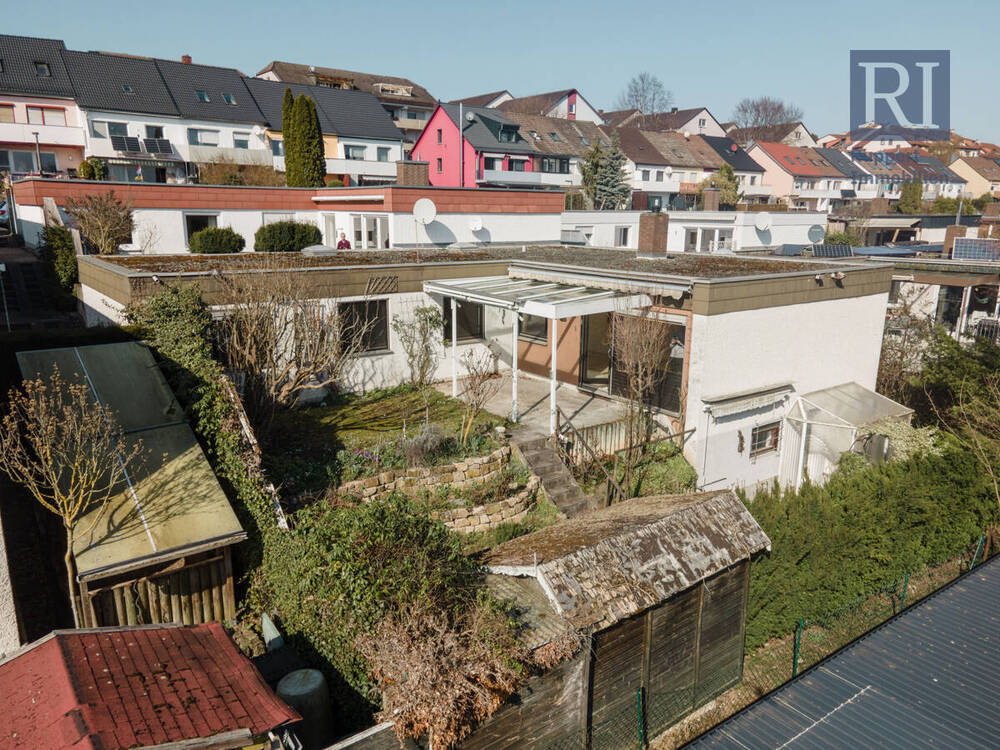 Thumbnail-Bungalow mit Garage in Lengfeld