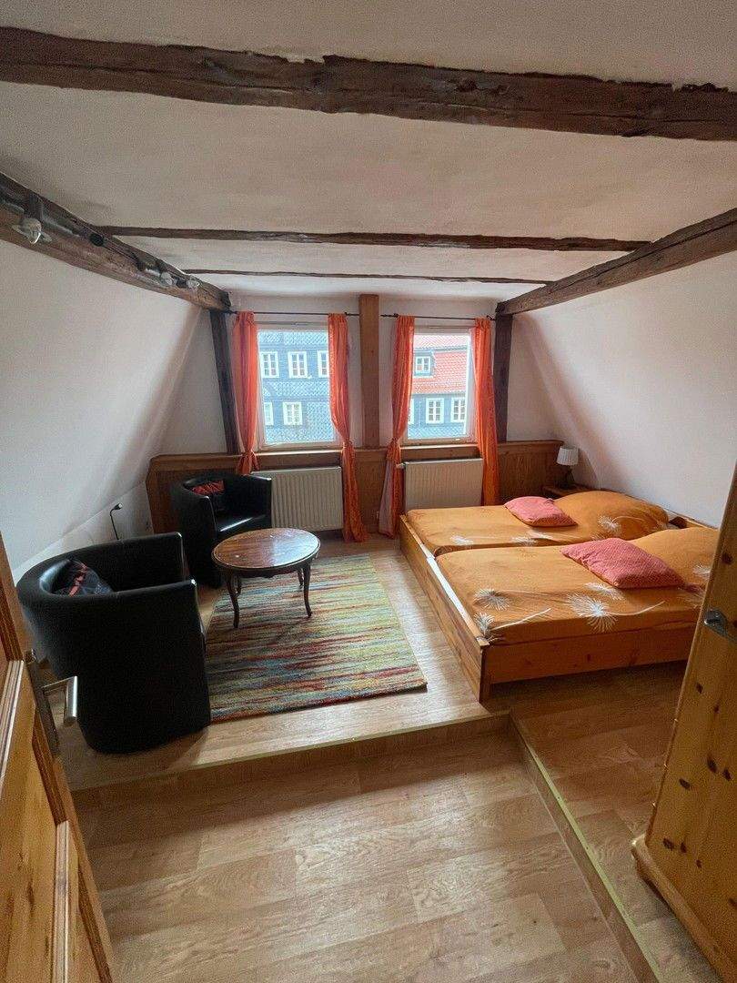 Thumbnail-3-Zimmerapartment mit zusätzlichen Hobbyräumen in der Gustavstraße