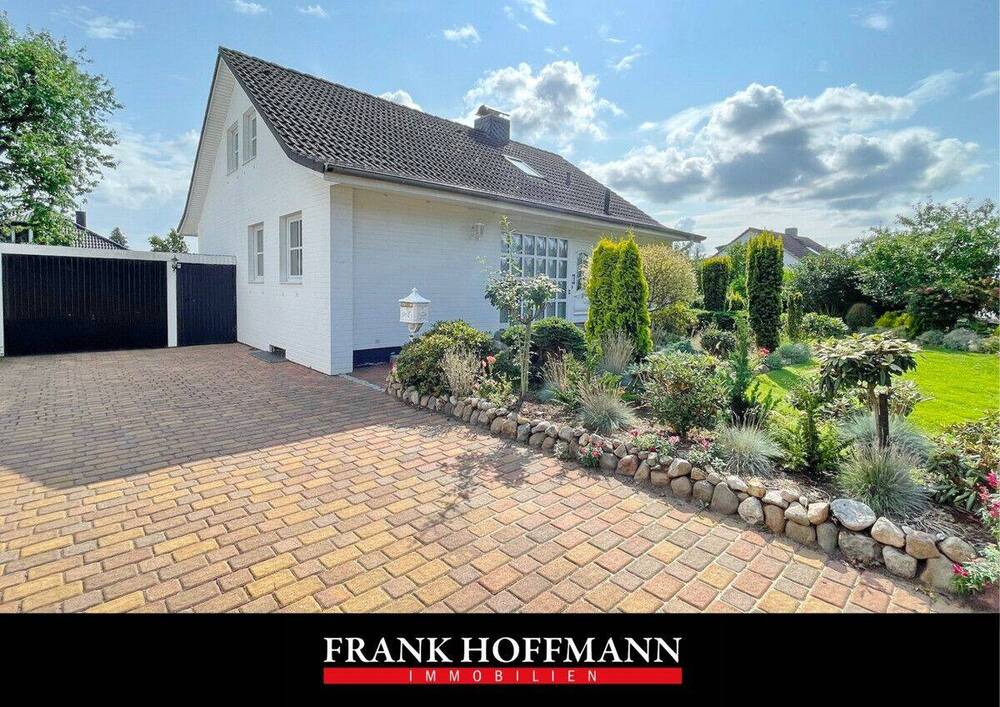 Thumbnail-Attraktives Einfamilienhaus mit ansprechendem Garten und Sonnenterrasse in Kisdorf
