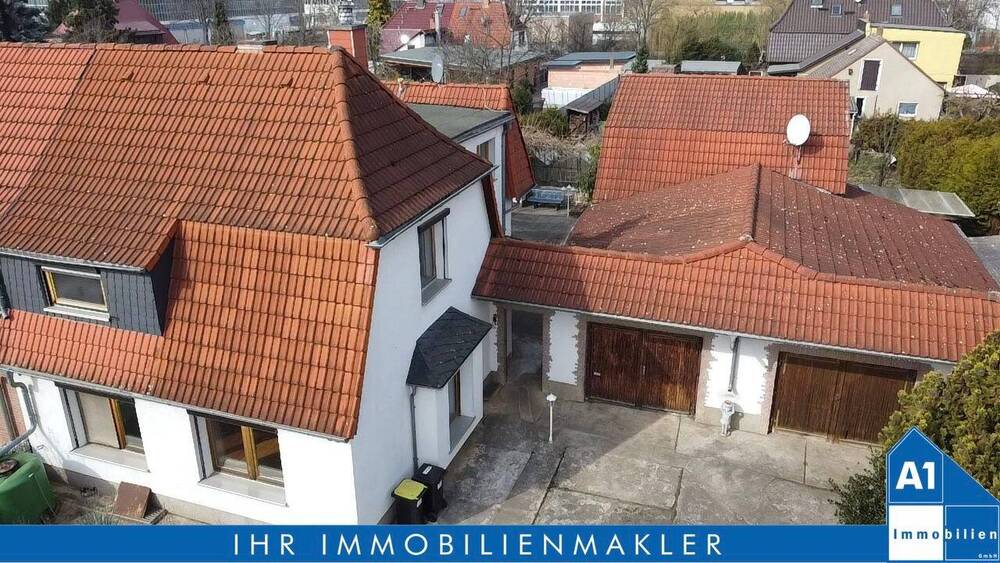Thumbnail-Heimstädten-Siedlung - Einfamilienhaus mit Doppelgarage, Kamin und Nebengelass in Halle (Saale)