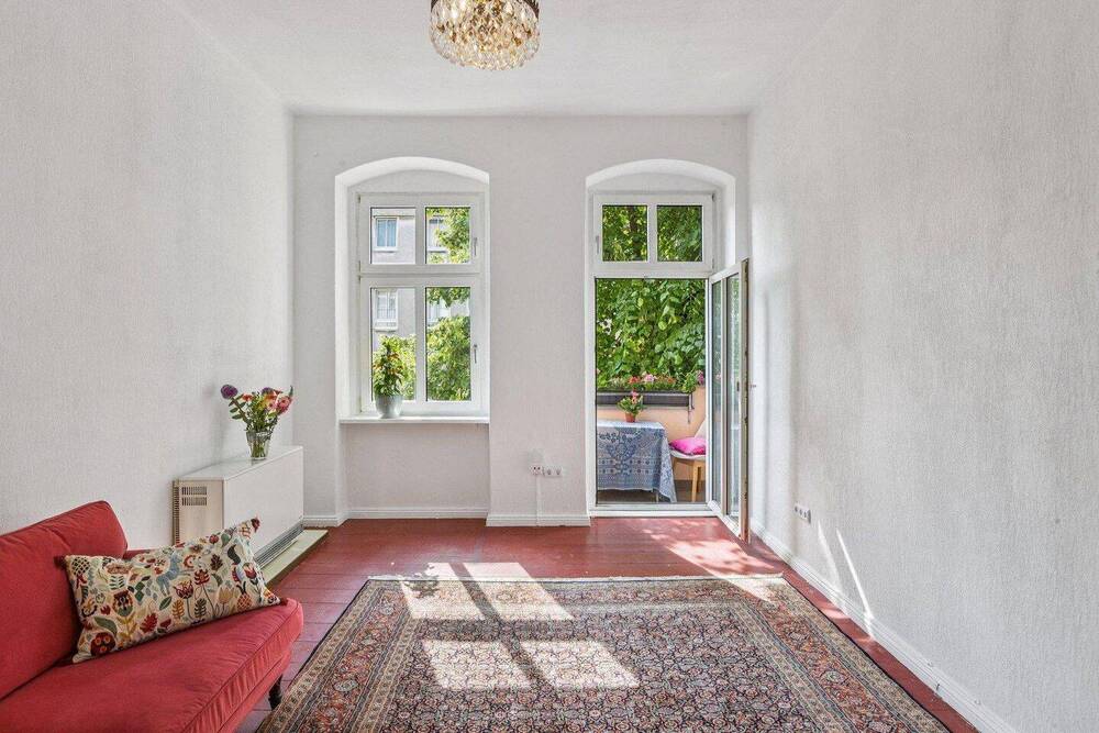 Thumbnail-Sommer auf dem Balkon, 2-Zi. Altbauwohnung - von privat