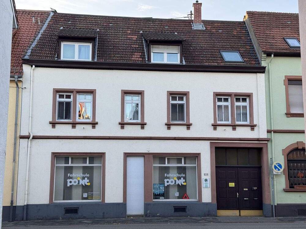 Vorderhaus Straßenansicht
