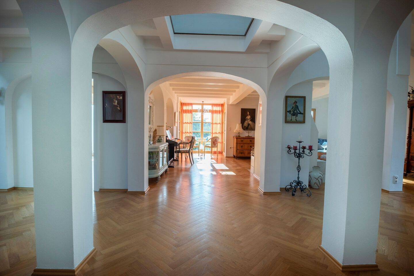 Thumbnail-Großzügige Architektenwohnung - Haus im Haus