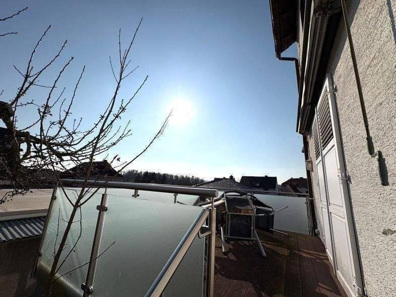 Thumbnail-Schönes Einfamilienhaus mit Garage, Terrasse und Garten, in ruhiger Lage von Eschwege
