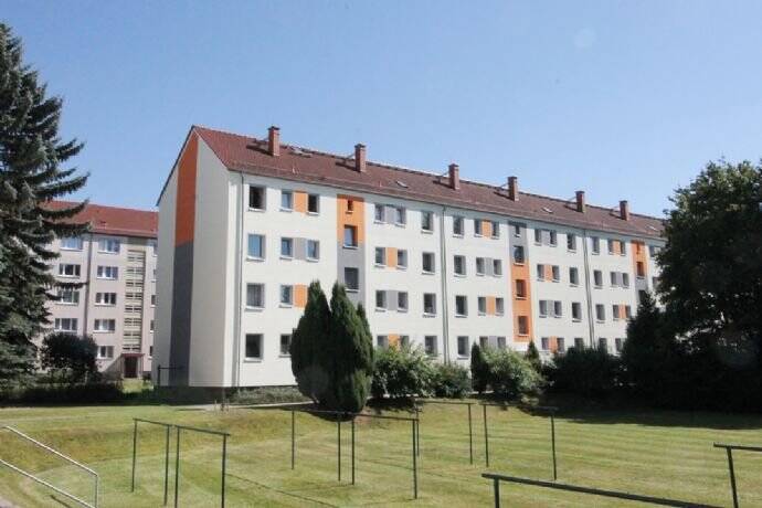 Moderner Neuanstrich der Fassade im Jahr 2016