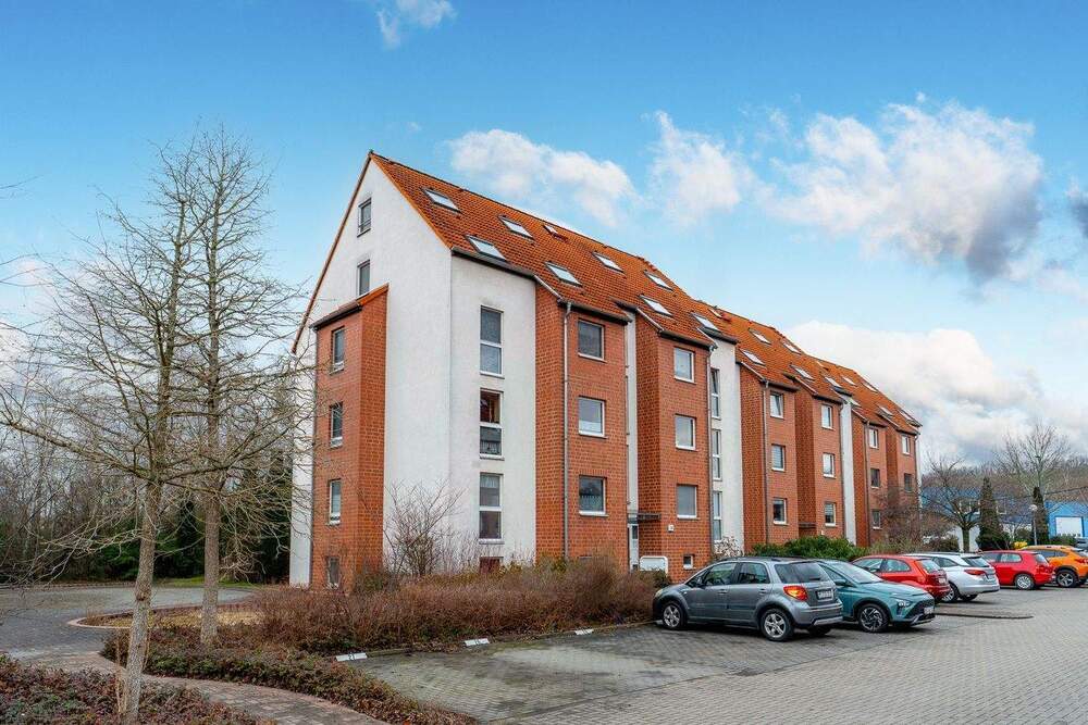 Thumbnail-Helle Neubauwohnung mit Balkon, Tageslichtbad, Gäste-WC, Stellplatz, in Radebeul-Kötzschenbroda.