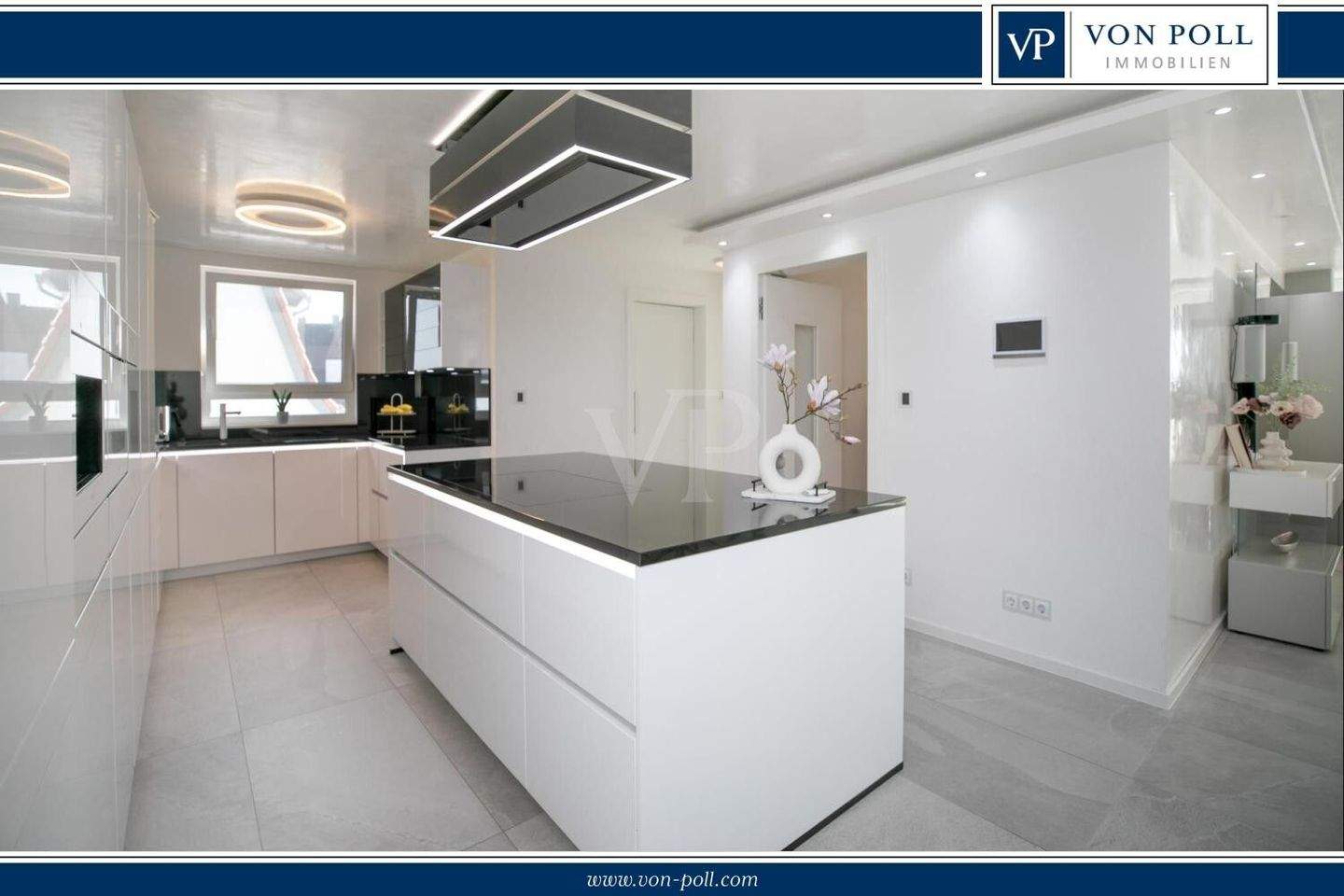 Thumbnail-Neuwertiges Mehrfamilienhaus (A), luxuriöse Ausstattung, Swimming-Pool, zentrale Lage Rhein-Main