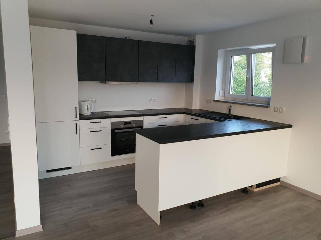 Thumbnail-3-Zi.-Wohnung mit Küche Balkon Aufzug - zentral gelegen