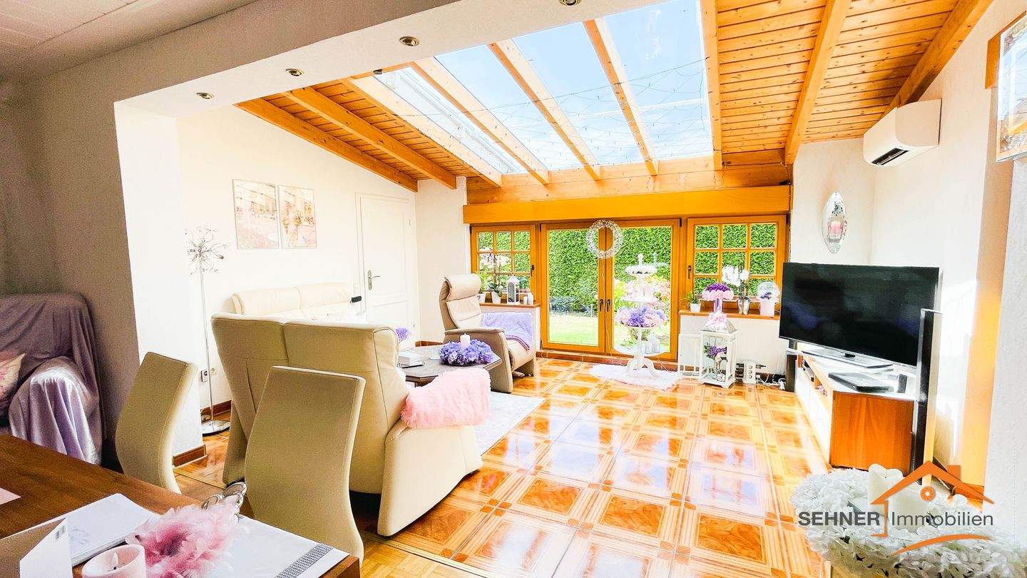 Thumbnail-Barrierefreie, helle ETW (127m²) mit Terrasse, Garten und Garage