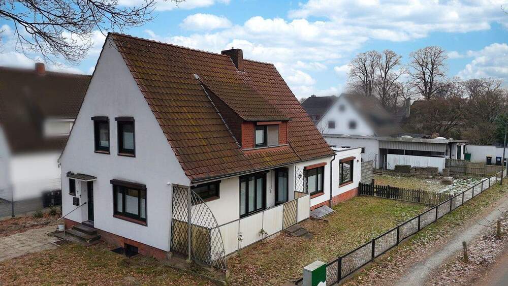 Thumbnail-Modernisiertes EFH mit viel Platz und großer GarageWerkstatt und gefragter Lage von Bremen-Osterholz