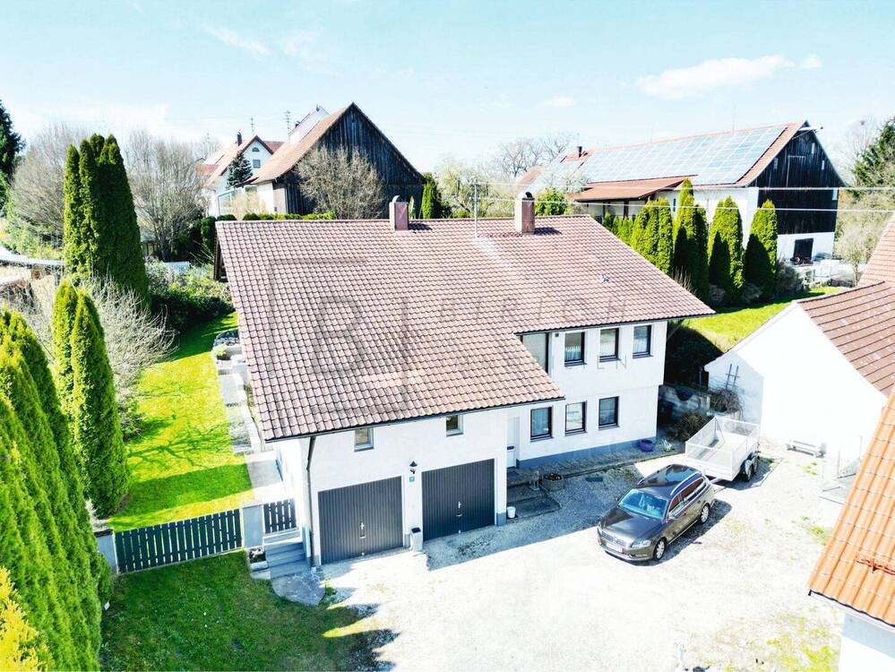 Thumbnail-Geräumiges EFH mit Einliegerwohnung auf 1.376 m² Grundstück - 6,5 Zimmer, 172 m² Wohnfläche