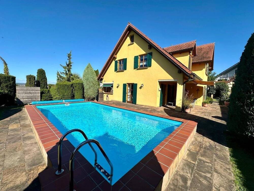 Thumbnail-Charmantes, ruhig gelegenes Traumhaus mit Pool und gemütlichem Garten sucht neuen Eigentümer