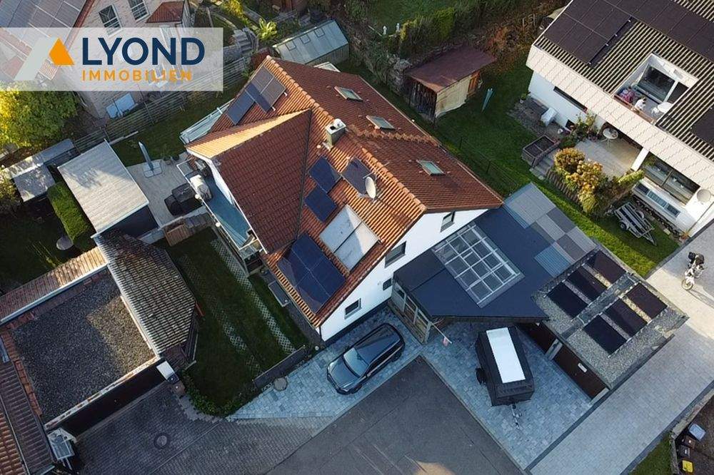 Thumbnail-Dieses schöne Einfamilienhaus mit Wintergarten und Einliegerwohnung sucht Sie als neuen Eigentümer!