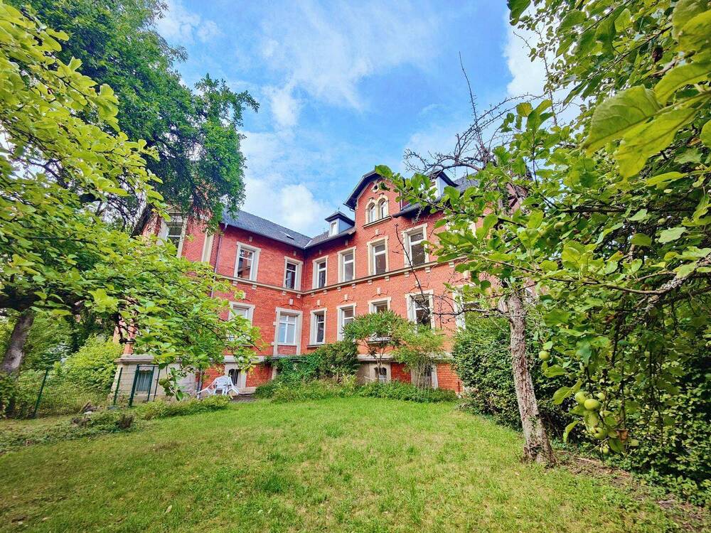 Ansicht mit Garten