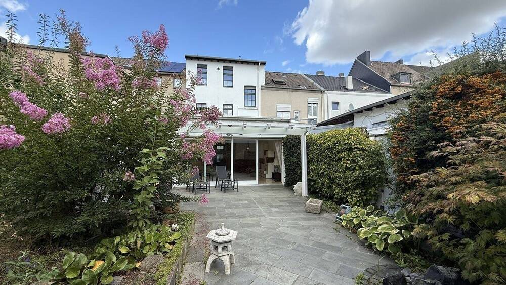 Thumbnail-*** Charmantes Reihen-Mittelhaus mit großzügigem Wohnraum und modernem Komfort ***