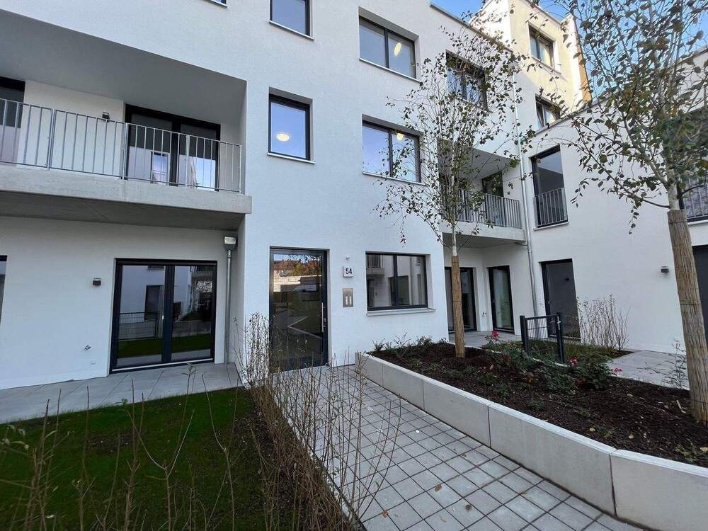 Thumbnail-2-Zimmer-Wohnung mit EBK und Terrasse im ruhigen Innenhof!