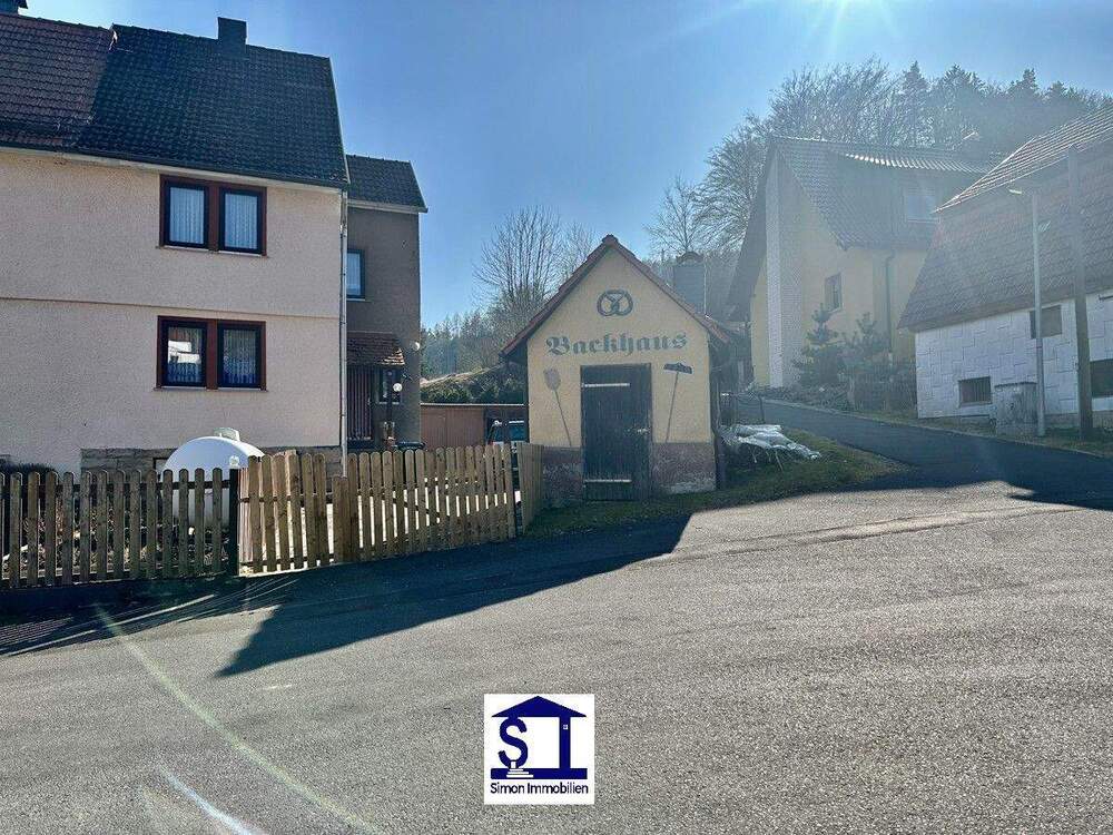 Thumbnail-Immobilie in Grumbach - Ihr Traum vom Landleben - Charmante Doppelhaushälfte mit idyllischem Garten