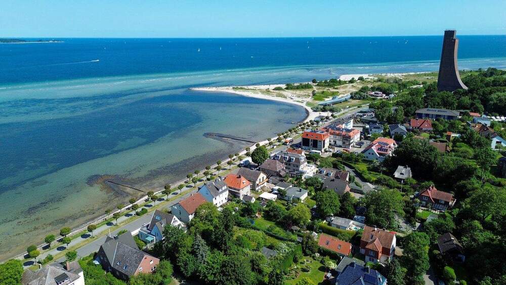 Thumbnail-Ihr Wohntraum am Meer: Charmantes Einfamilienhaus mit Panoramablick auf die Kieler Förde