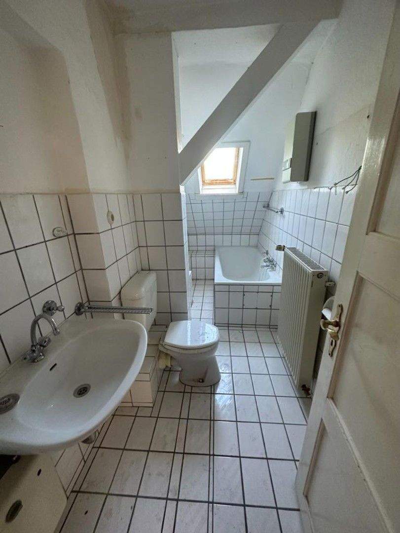 Thumbnail-Ruhige DG Wohnung in gepflegtem Haus