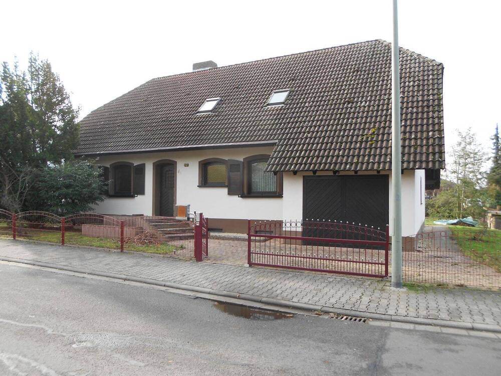Straßenansicht