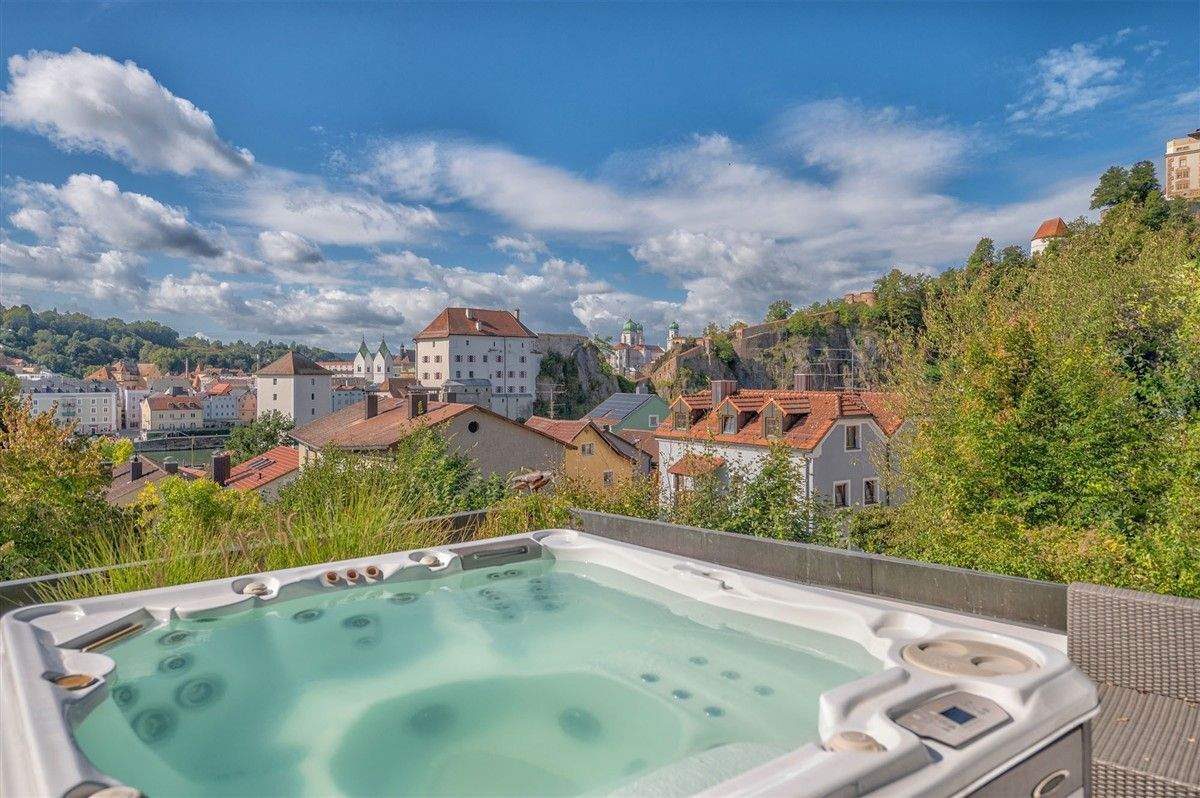 Thumbnail-Repräsentatives Einfamilienhaus mit grandiosem Altstadtblick