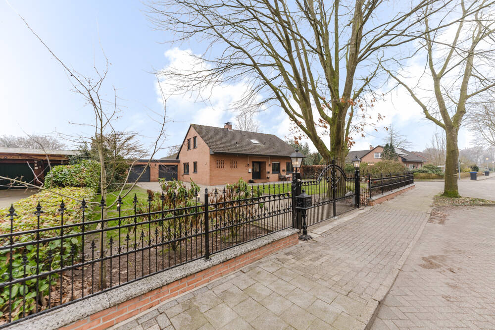 Thumbnail-Exklusives Einfamilienhaus in bester Wohnlage von Emlichheim