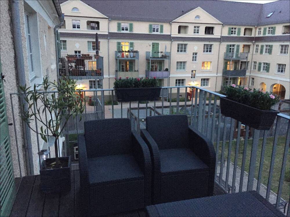 Thumbnail-Wunderschöne 3-Zimmer-Wohnung mit sonnigem Balkon & PKW-Stellplatz in den Neuen Hofgärten