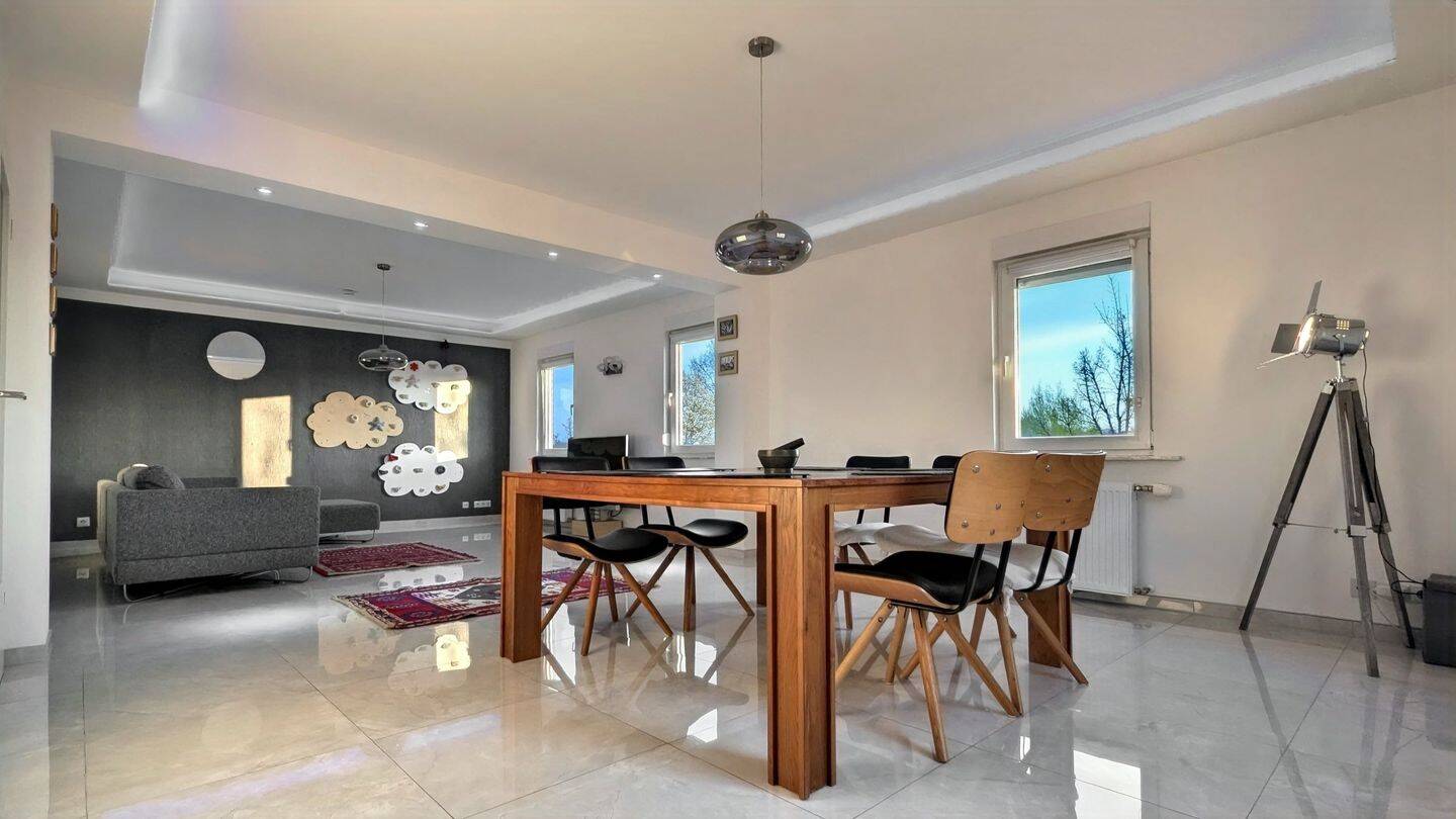 Thumbnail-Moderne 6 Zimmer-Maisonette-Wohnung mit Stellplatz im Herzen von Benningen am Neckar