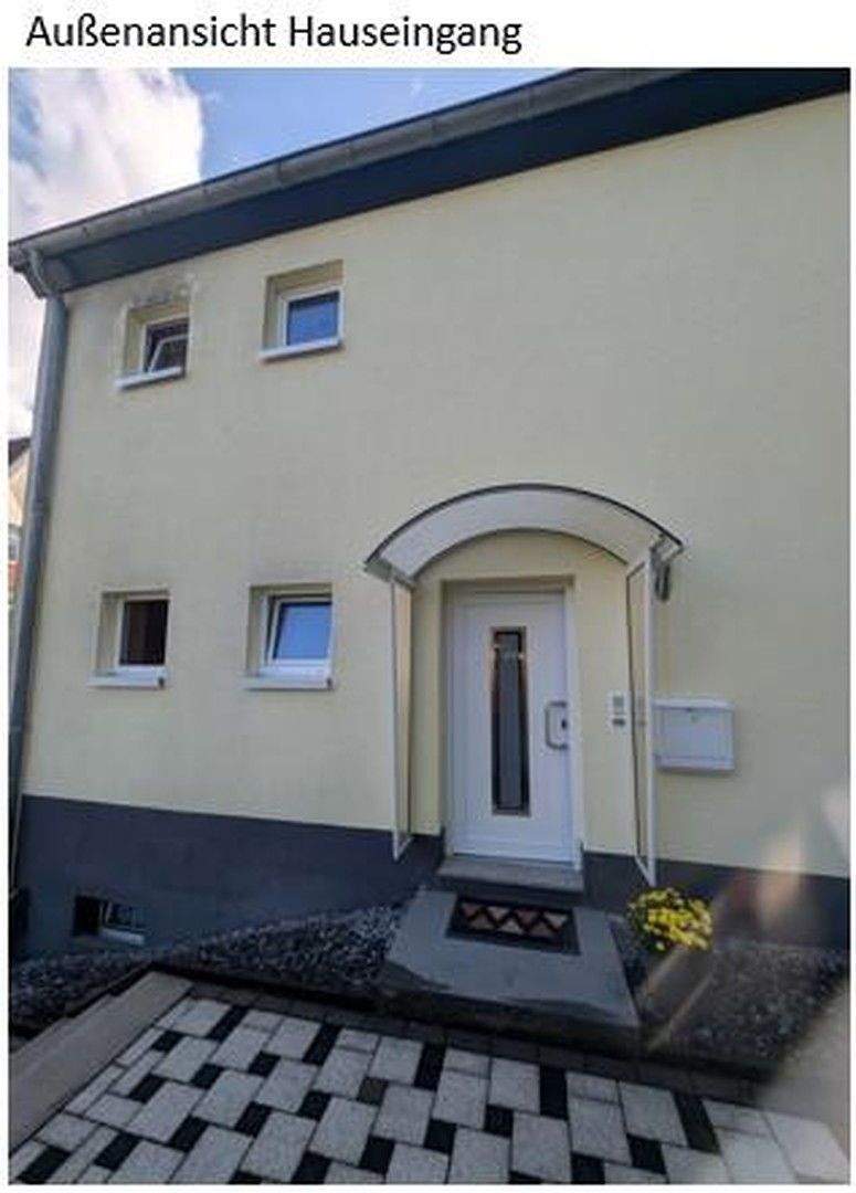 Thumbnail-Gepflegte Doppelhaushälfte mit Terrasse, Garage und Stellplatz