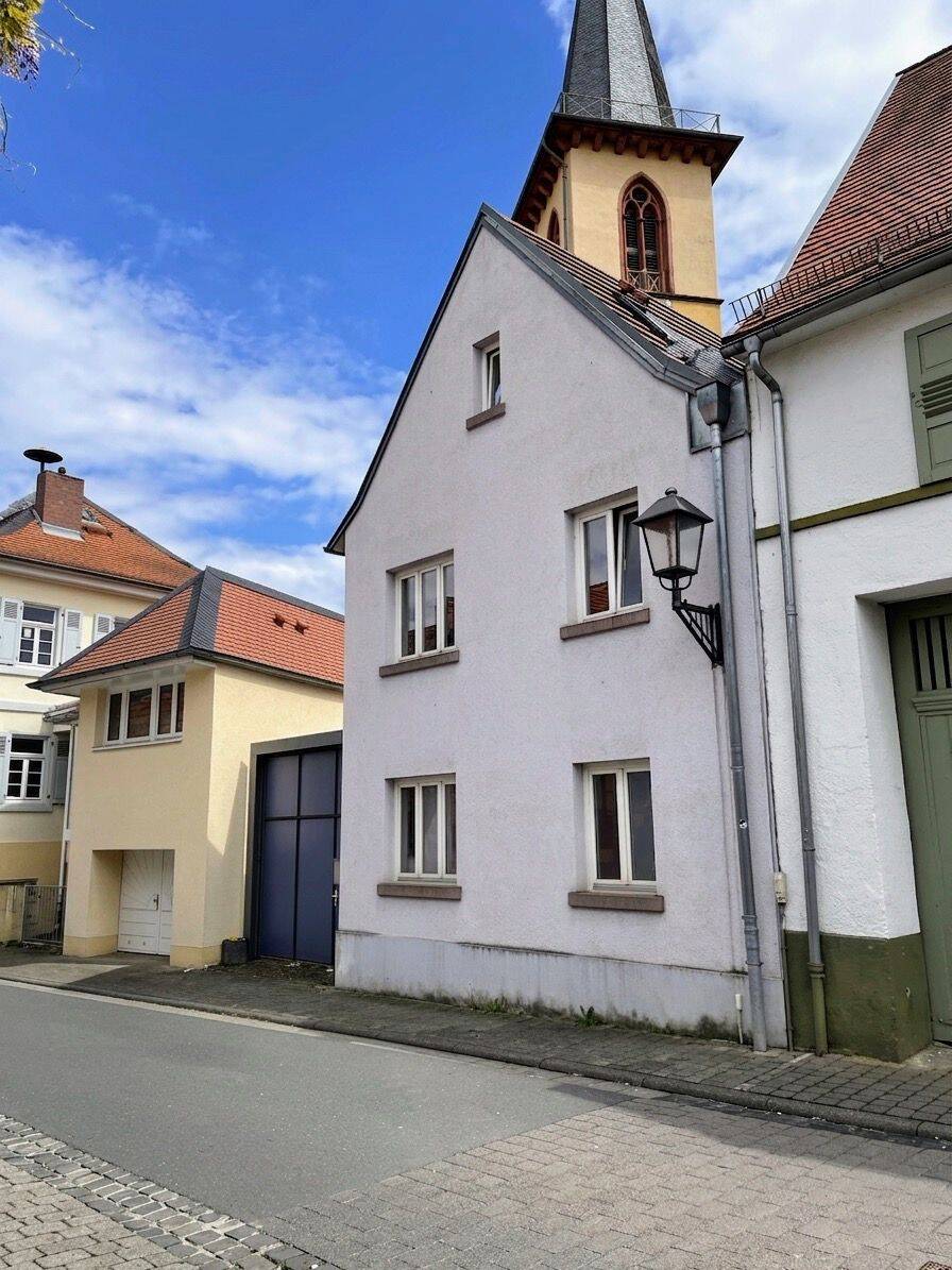 Thumbnail-INTELLIGENT GEPLANTES ARCHITEKTENHAUS MIT SCHEUNE