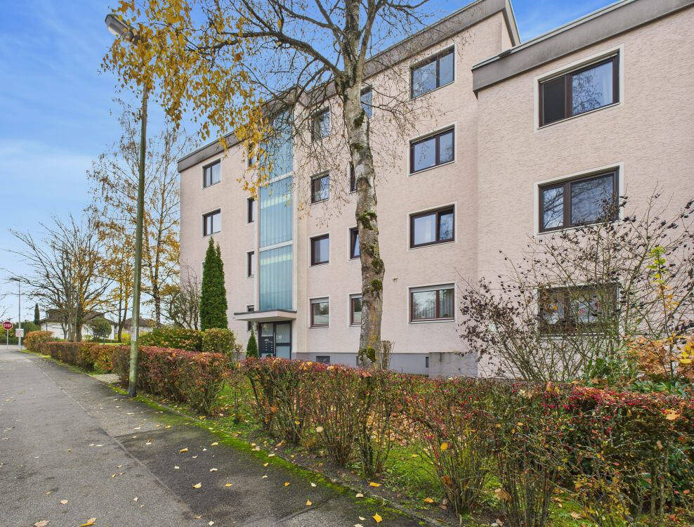 Thumbnail-Renovierte 2-Zimmer-Wohnung mit sonnigem Balkon und Stellplatz im Wirtsgrund