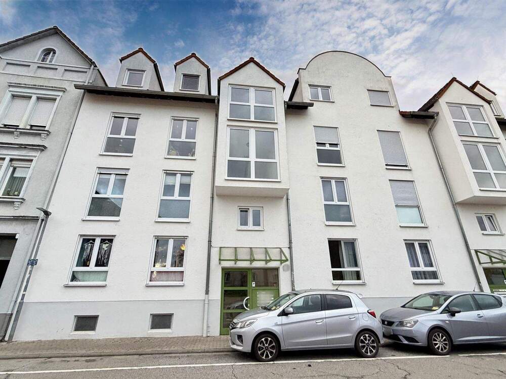 Thumbnail-Sehr zentral gelegene helle 2 Zimmerwohnung sucht neue Eigentümer